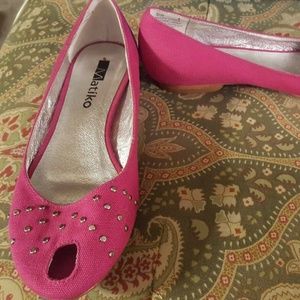 Matiko Fucshia 8 pink flats loafers shoes